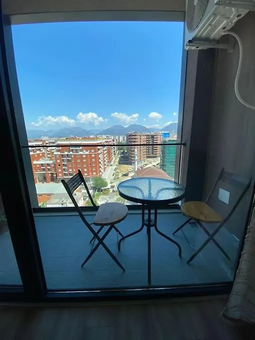 Sara Green Apartment Tirana